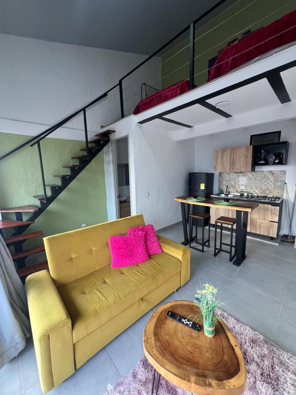 Apartaestudios Las Astromelias ซาเลนโต ภายนอก รูปภาพ